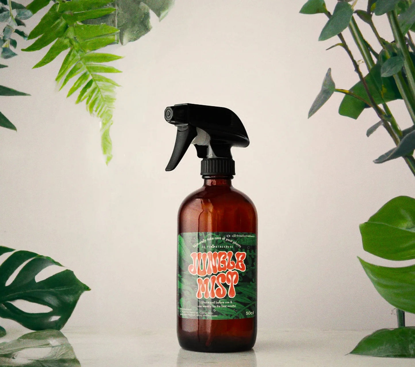 Jungle Mist Spray natuurlijke bestrijding tegen spint, thrips, wolluis. Gemaakt op basis van Neemolie, Silica, Castille zeep en pepermuntolie